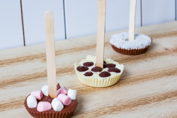 Cuillères de chocolat chaud