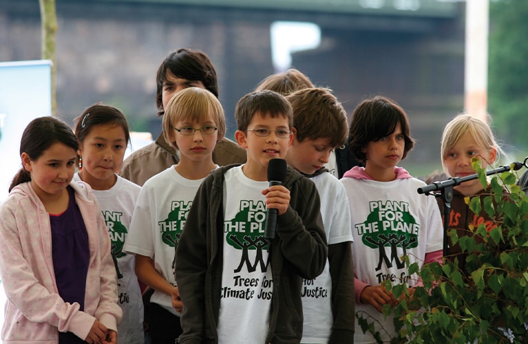 Plant-for-the-Planet-Gründer Felix Finkbeiner im Interview mit for me.