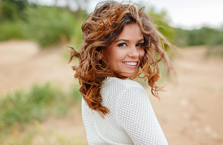 Wha-wha-whoom Volumen: 4 Tipps für dickere Haare