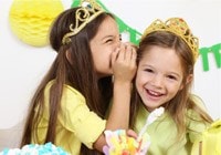 Jetzt wird gefeiert: die neuen Mottogeburtstage für Kinder - Mottos für 7- bis 11-Jährige