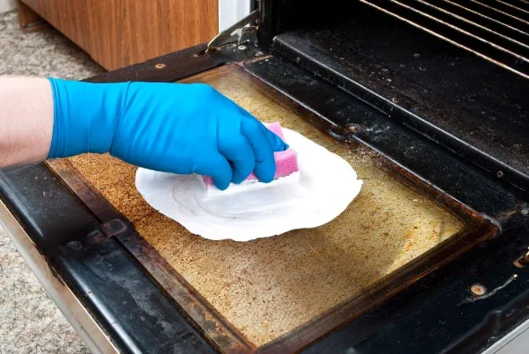 como quitar la grasa del horno eléctrico