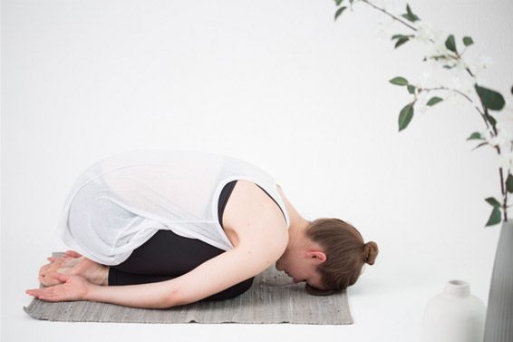 3-yoga-poses-to-help-you-sleep_image3
