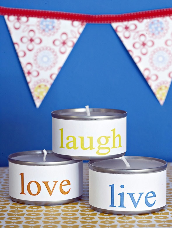 Velas num recipiente